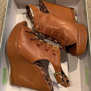 JESSICA SIMPSON - MOSSLEY - Burnt Brown (Size 8)